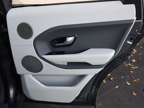 Used 2015 Land Rover Range Rover Evoque Pure Plus image 20