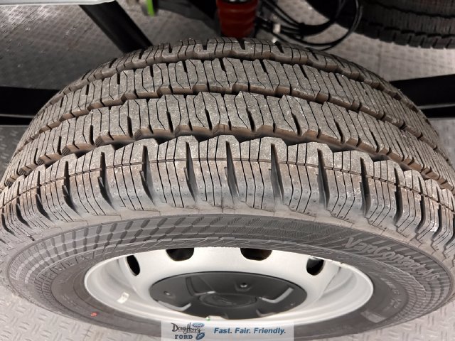 New 2026 Ford Transit 250 148 Medium Roof w/ Load Area Protection Package RWD image 25