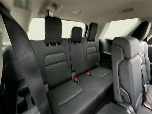 Used 2024 Nissan Pathfinder SV w/ Cargo Package image 21