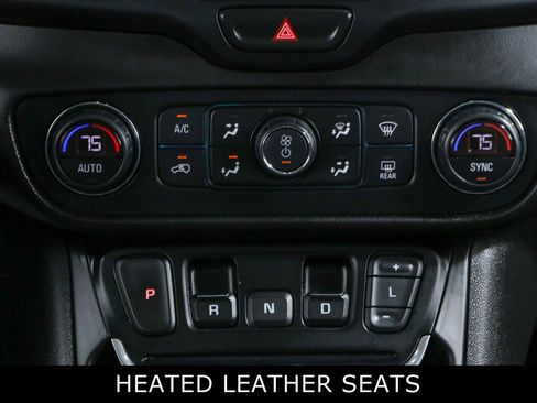Used 2020 GMC Terrain SLT w/ Preferred Package FWD image 20