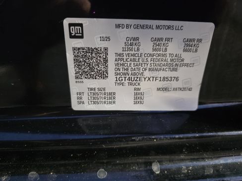 Used 2026 GMC Sierra 2500 AT4X AWD/4WD image 33
