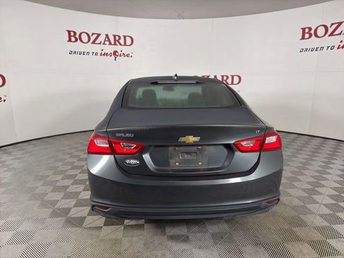 Used 2018 Chevrolet Malibu LT FWD image 7