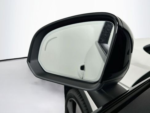 Used 2023 Volvo XC40 Recharge Ultimate w/ Protection Package Premier AWD/4WD image 16