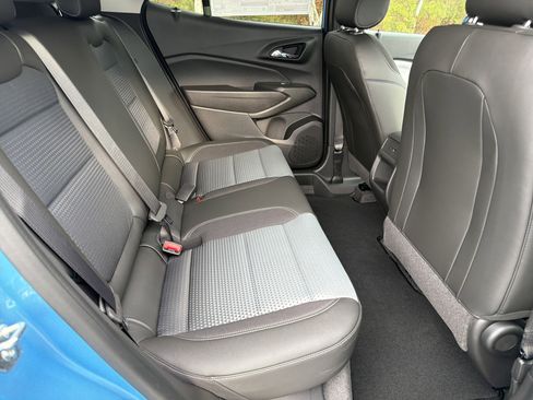 Used 2026 Chevrolet Trax LT w/ LT Convenience Package image 15