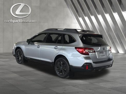 Used 2019 Subaru Outback 2.5i Limited AWD/4WD image 2