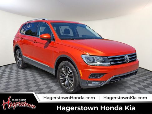 Used 2019 Volkswagen Tiguan SEL w/ 3rd Row Seat Package AWD/4WD image 1