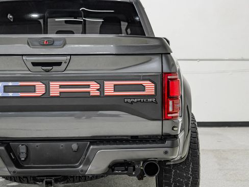 Used 2019 Ford F150 Raptor w/ Equipment Group 802A Luxury image 54