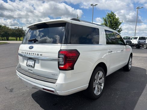 Used 2024 Ford Expedition Max Platinum AWD/4WD image 6