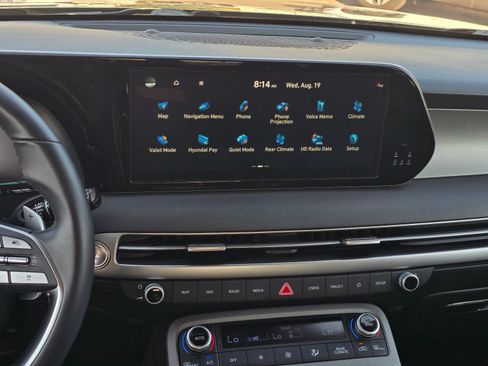 Used 2025 Hyundai Palisade SEL FWD image 15