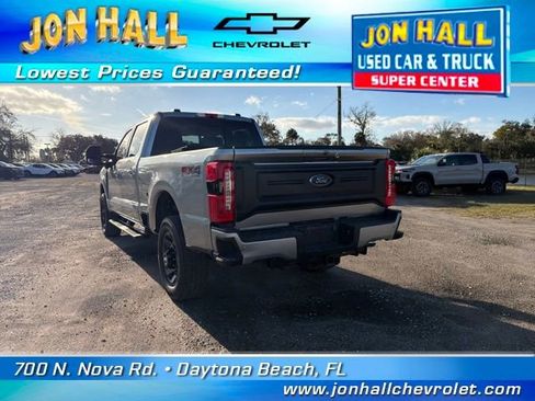 Used 2023 Ford F250 Lariat w/ Sport Appearance Package image 8