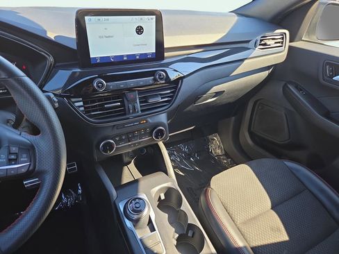 Used 2024 Ford Escape ST-Line image 21