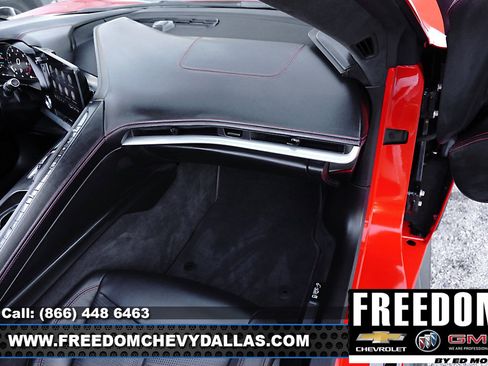 Certified 2023 Chevrolet Corvette Stingray Premium Conv w/ Z51 Performance Package image 25