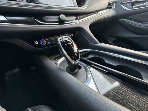 Used 2021 Buick Enclave Avenir image 20