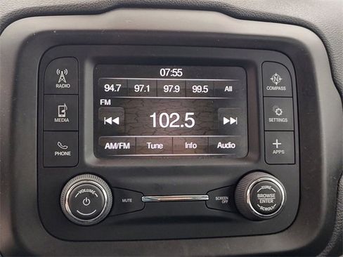 Used 2020 Jeep Renegade Sport w/ UConnect 7.0 Group image 17