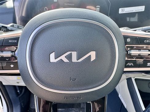 New 2026 Kia Carnival SX Prestige image 17