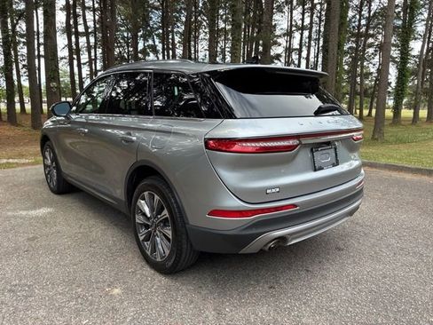 Used 2021 Lincoln Corsair Reserve w/ Elements Package FWD image 5