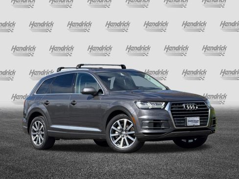 Used 2018 Audi Q7 3.0T Prestige image 2