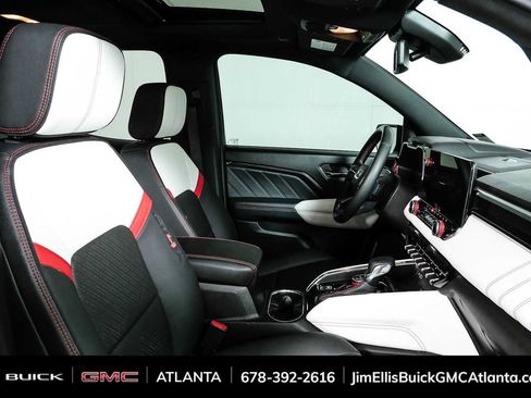 Used 2024 GMC Canyon AT4X AWD/4WD image 24