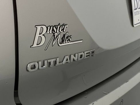 Used 2024 Mitsubishi Outlander SE AWD/4WD image 23