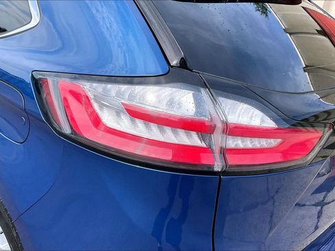Used 2021 Ford Edge SEL w/ Convenience Package AWD/4WD image 28