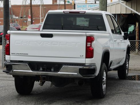 Used 2023 Chevrolet Silverado 2500 LT w/ Convenience Package image 7
