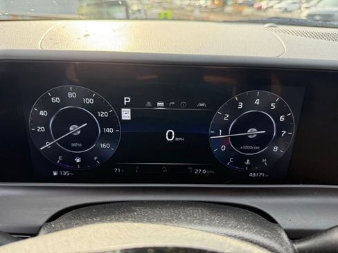 Certified 2024 Kia Seltos S image 10