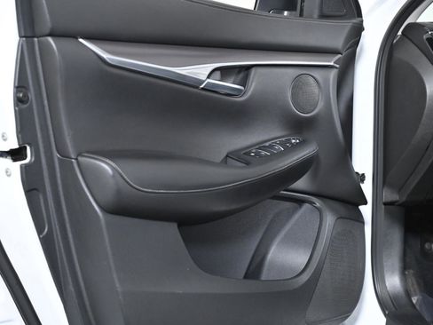 Used 2022 INFINITI QX50 Luxe image 28