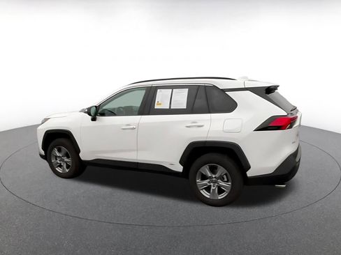 Used 2025 Toyota RAV4 LE image 10