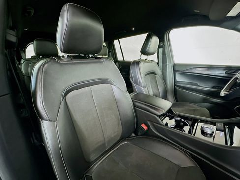 Used 2022 Jeep Grand Cherokee L Laredo image 27