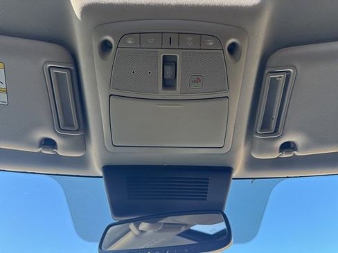 Used 2021 Nissan Armada SL w/ Captain's Chairs Package image 29