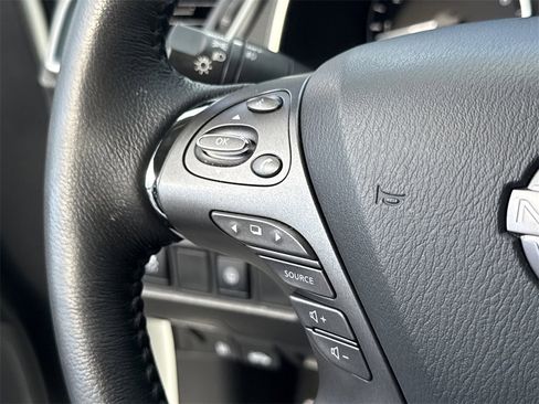 Certified 2024 Nissan Murano SV w/ SV Midnight Edition Package image 40