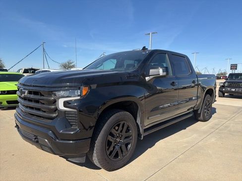 Used 2025 Chevrolet Silverado 1500 High Country w/ Midnight Edition image 3