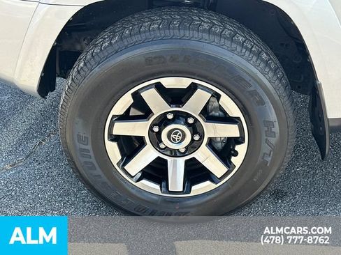 Used 2023 Toyota 4Runner TRD Off-Road Premium w/ Moonroof Package AWD/4WD image 12