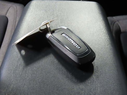 Used 2022 Ford Bronco 4-Door image 17