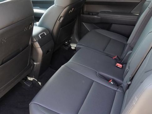 Used 2026 Hyundai Santa Fe SEL FWD image 13