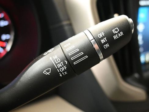 Used 2022 GMC Terrain Denali image 29