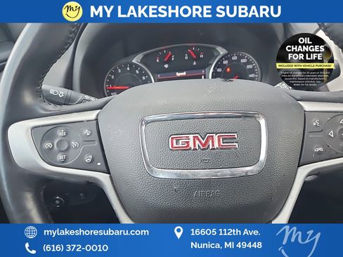 Used 2021 GMC Terrain SLT w/ Elevation Edition image 15