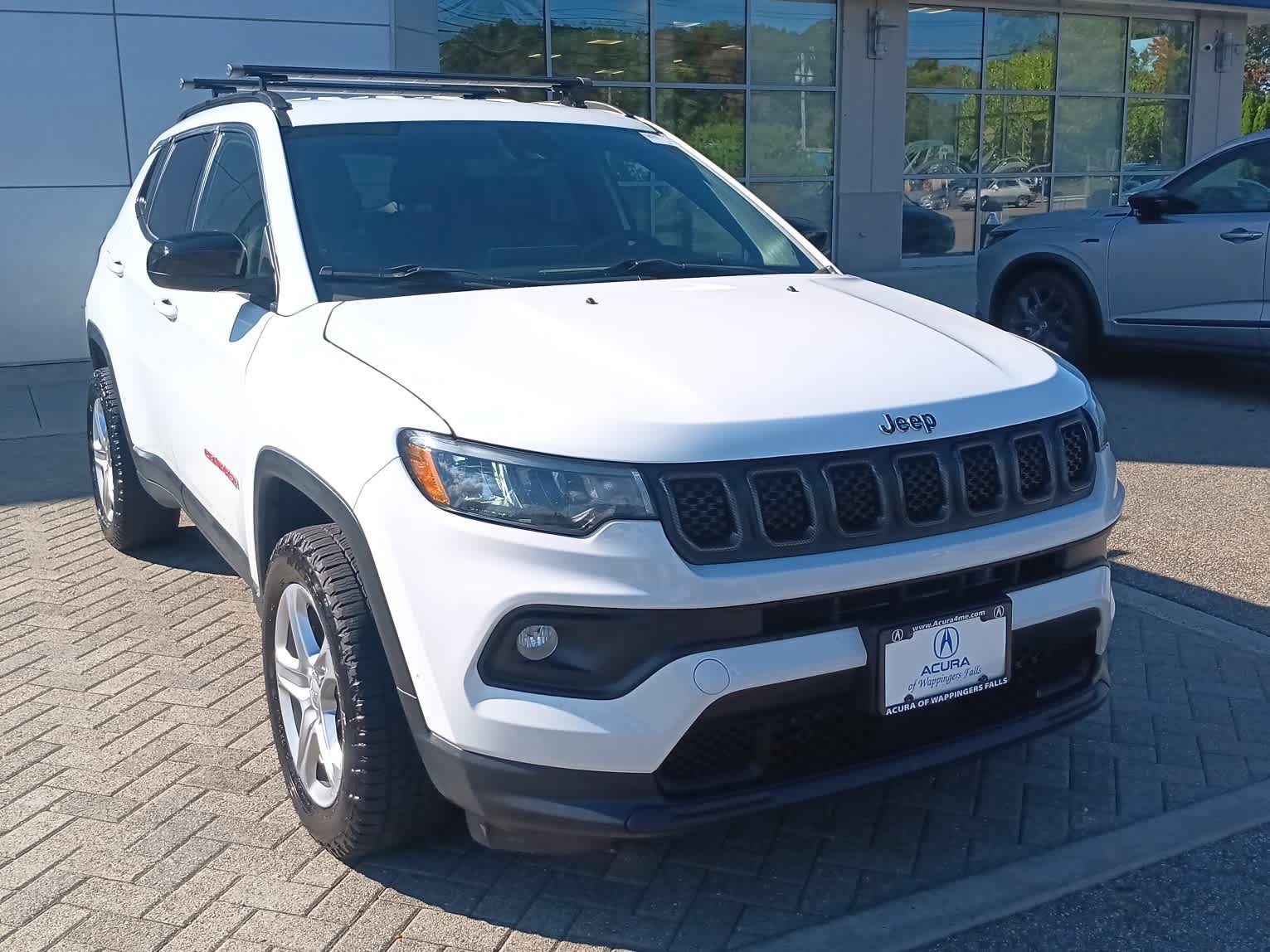 Used 2023 Jeep Compass Latitude AWD/4WD image 7