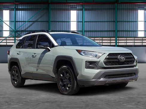 Used 2020 Toyota RAV4 TRD Off-Road image 6