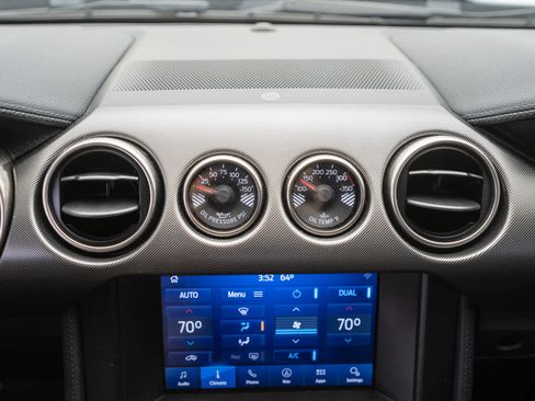 Used 2020 Ford Mustang Shelby GT500 w/ Technology Package image 23