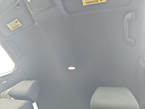 Used 2023 Honda Civic Sport image 33