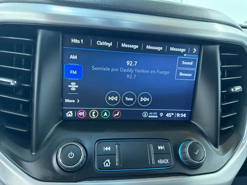 Used 2023 GMC Acadia SLE w/ Driver Convenience Package image 24