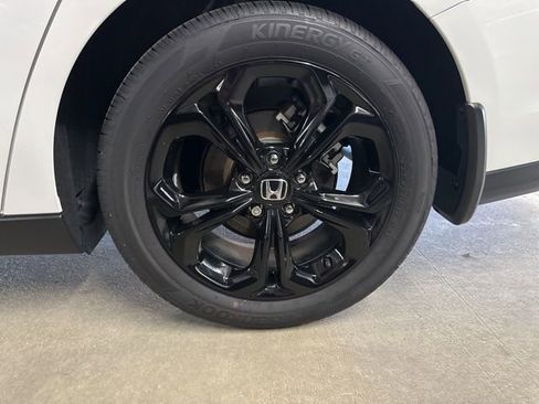Used 2025 Honda Accord SE image 13