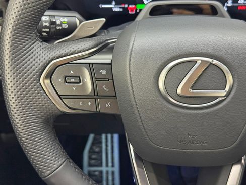 Used 2025 Lexus TX 500h AWD w/ Technology Package image 21