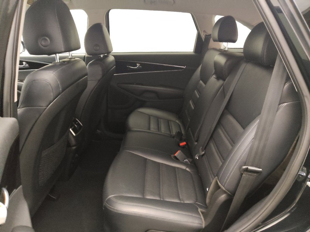 Used 2019 Kia Sorento EX FWD image 18