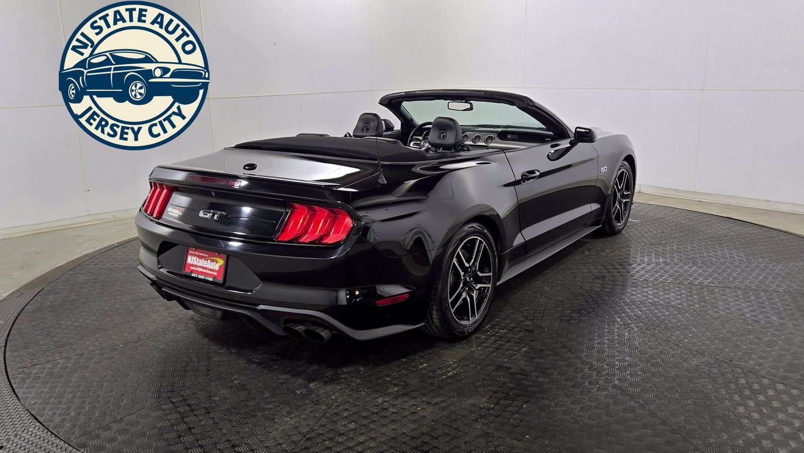 Used 2020 Ford Mustang GT Premium RWD image 13
