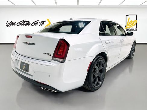 Used 2023 Chrysler 300 S image 5