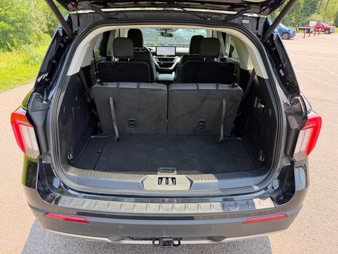 Certified 2025 Ford Explorer Active w/ Active Comfort Package AWD/4WD image 25