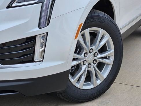 New 2026 Cadillac XT5 Luxury w/ LPO, Floor Liner Package image 8