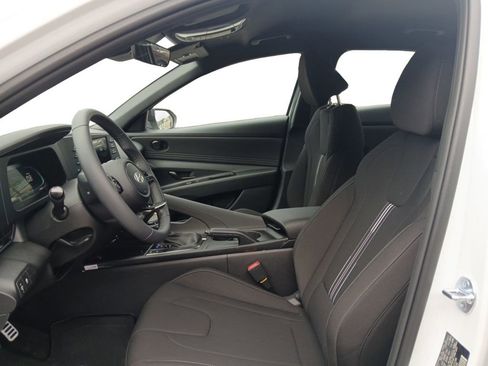 New 2026 Hyundai Elantra Sport FWD image 9